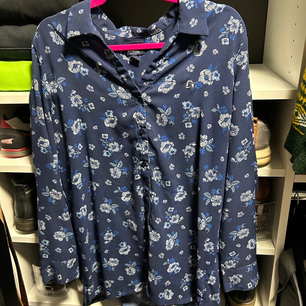 Lands' End Chase apparel Floral Blue Women's Top